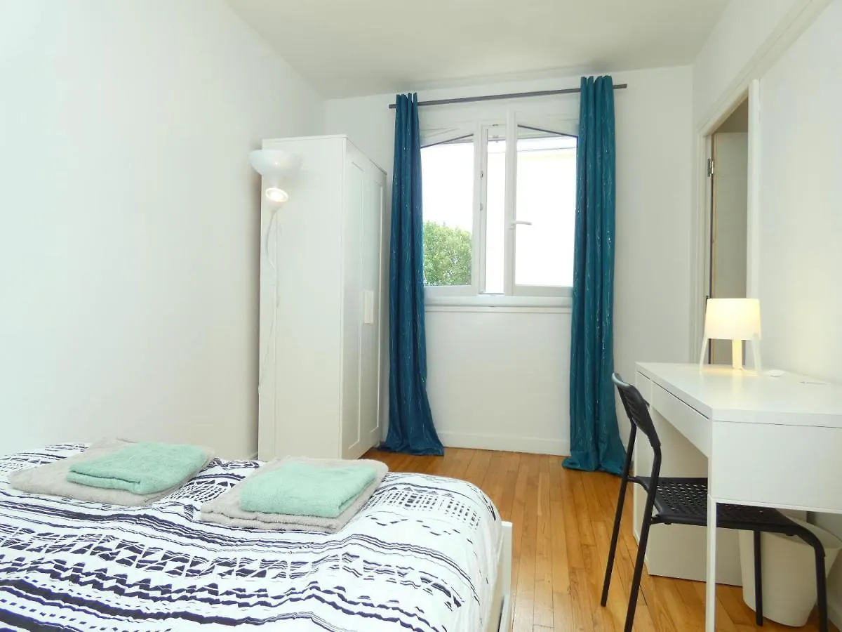 86-88 Duguay Trouin - Centre Ville - Au Calme - Balcon - Lumineux Apartment Lorient 0*,  France
